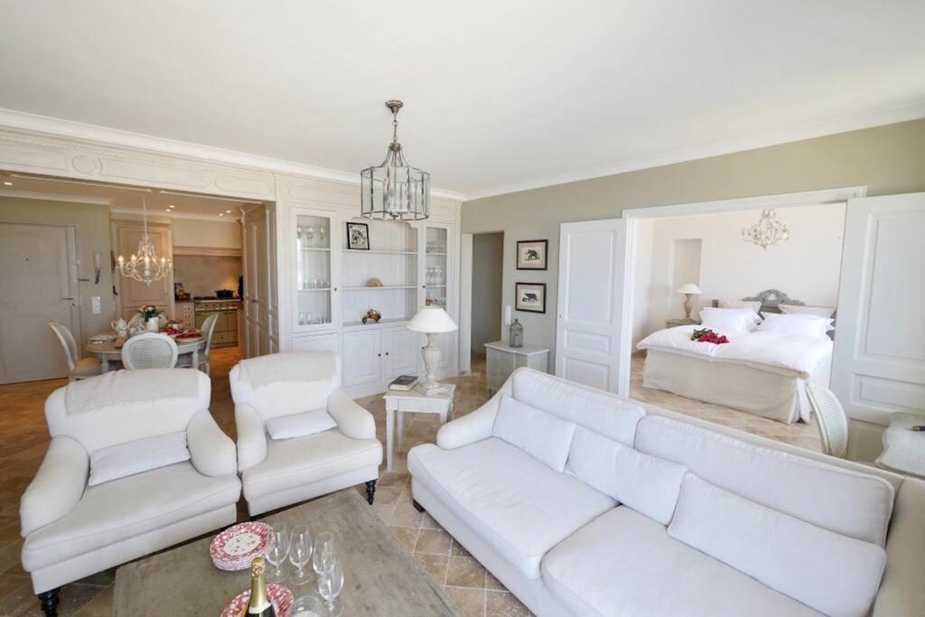 Bord De Mer - Ac, Wifi, Chic, Sea View, Beach 2 Minutes Walk Antibes Exterior photo